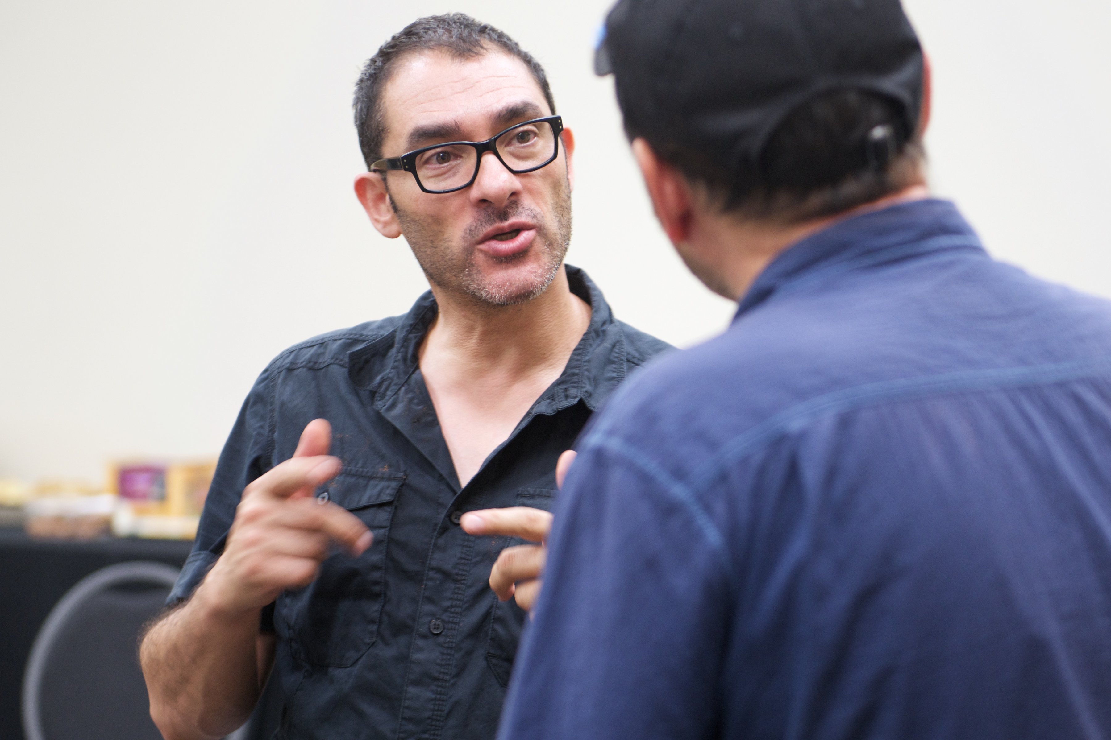 Communicating on set